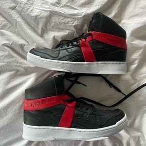 Black and red Reebok high tops never worn size 11